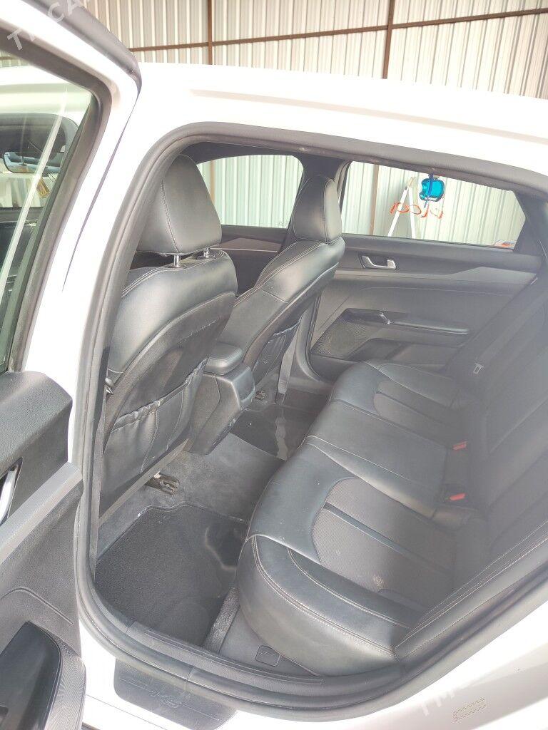 Kia K5 2022 - 300 000 TMT - Mary - img 7