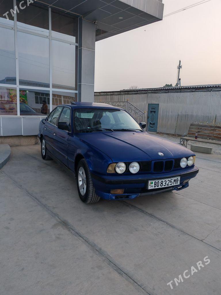 BMW 5 Series 1992 - 50 000 TMT - Ýolöten - img 2