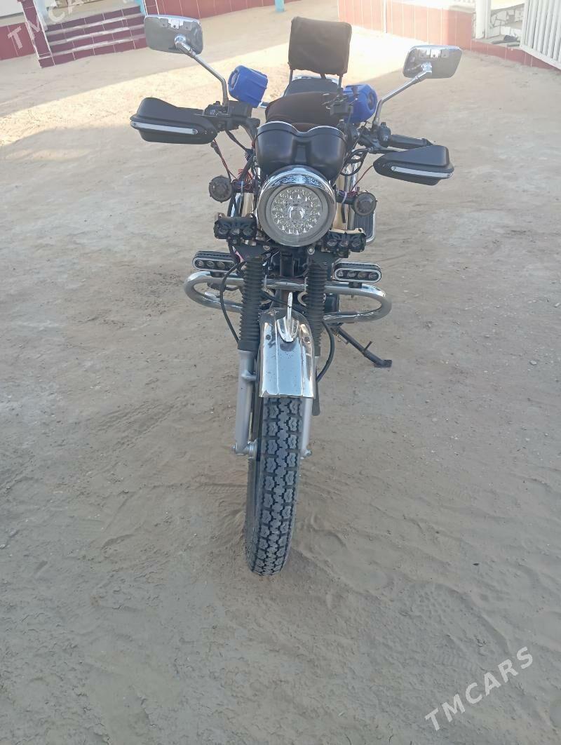 Iž Planeta 2025 - 17 000 TMT - Эсенгулы - img 2