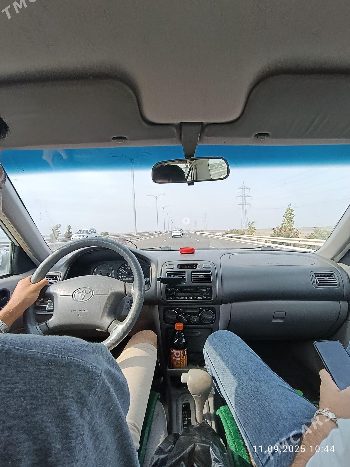 Toyota Corolla 2000 - 110 000 TMT - Türkmenbaşy - img 10