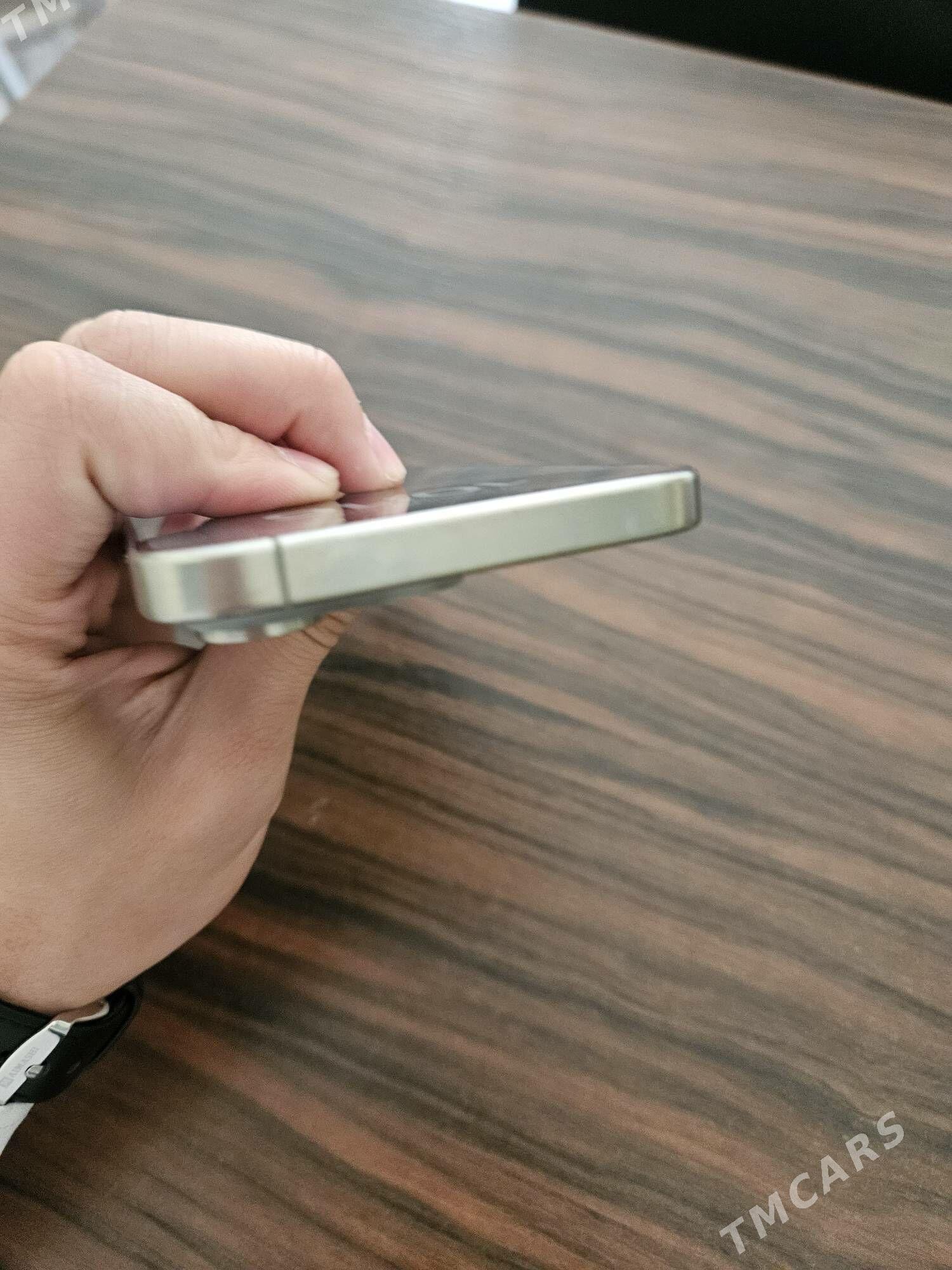 iPhone 15 pro max - Mary - img 7