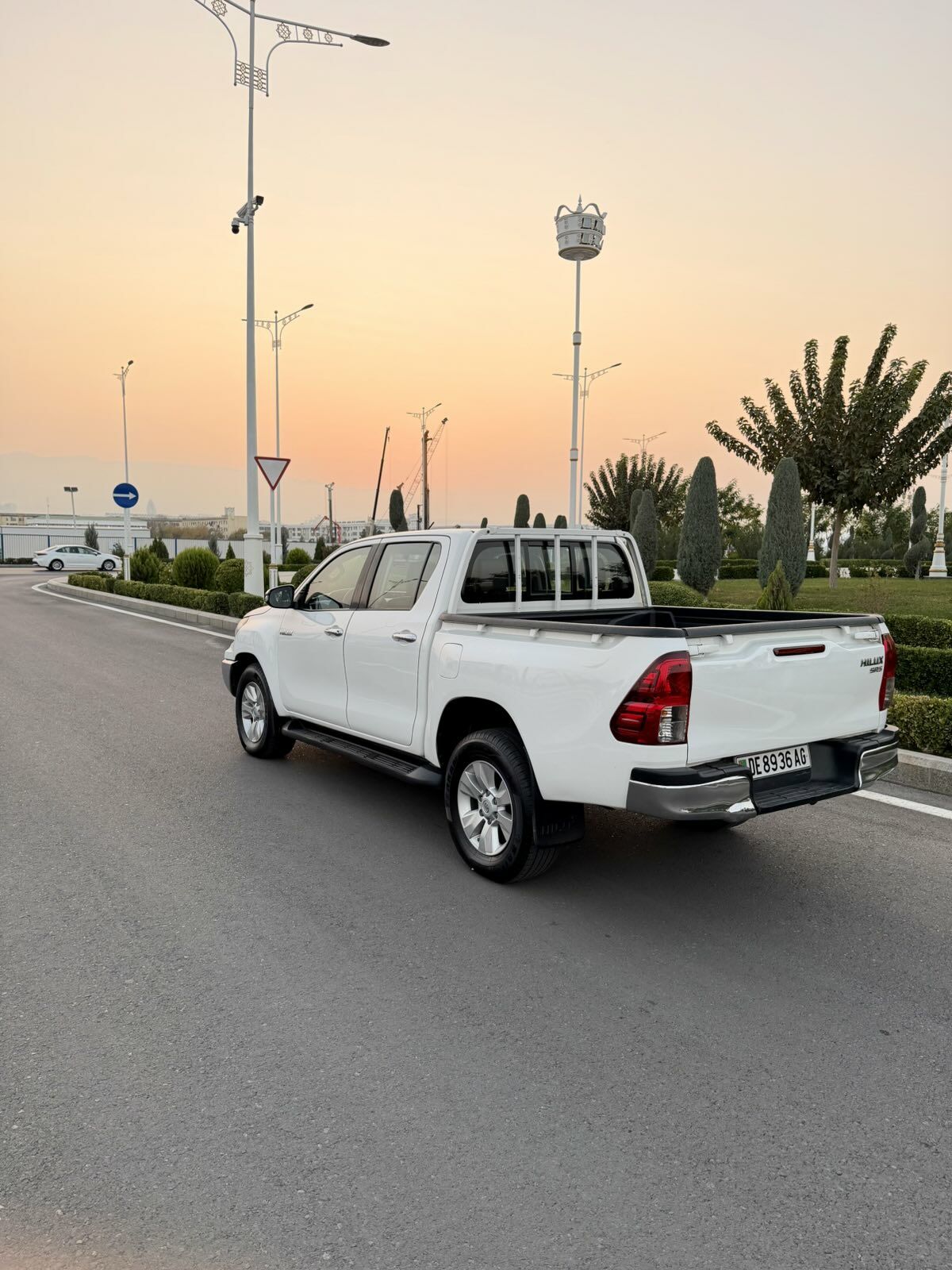 Toyota Hilux 2020 - 445 000 TMT - Хитровка - img 6