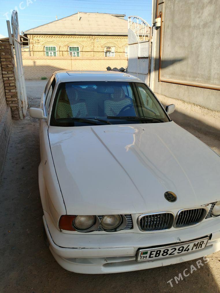 BMW 520 1990 - 50 000 TMT - Baýramaly - img 3