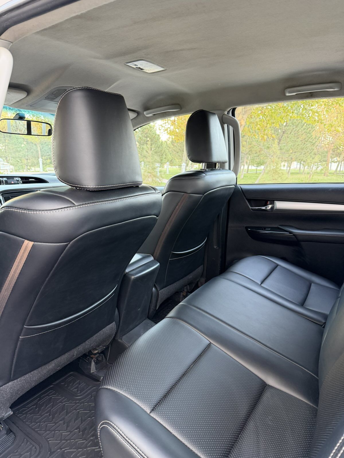 Toyota Hilux 2020 - 445 000 TMT - Хитровка - img 8