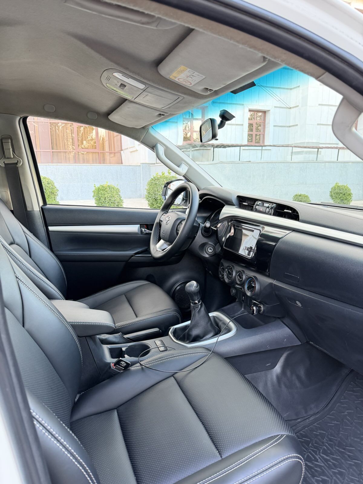 Toyota Hilux 2020 - 445 000 TMT - Хитровка - img 7