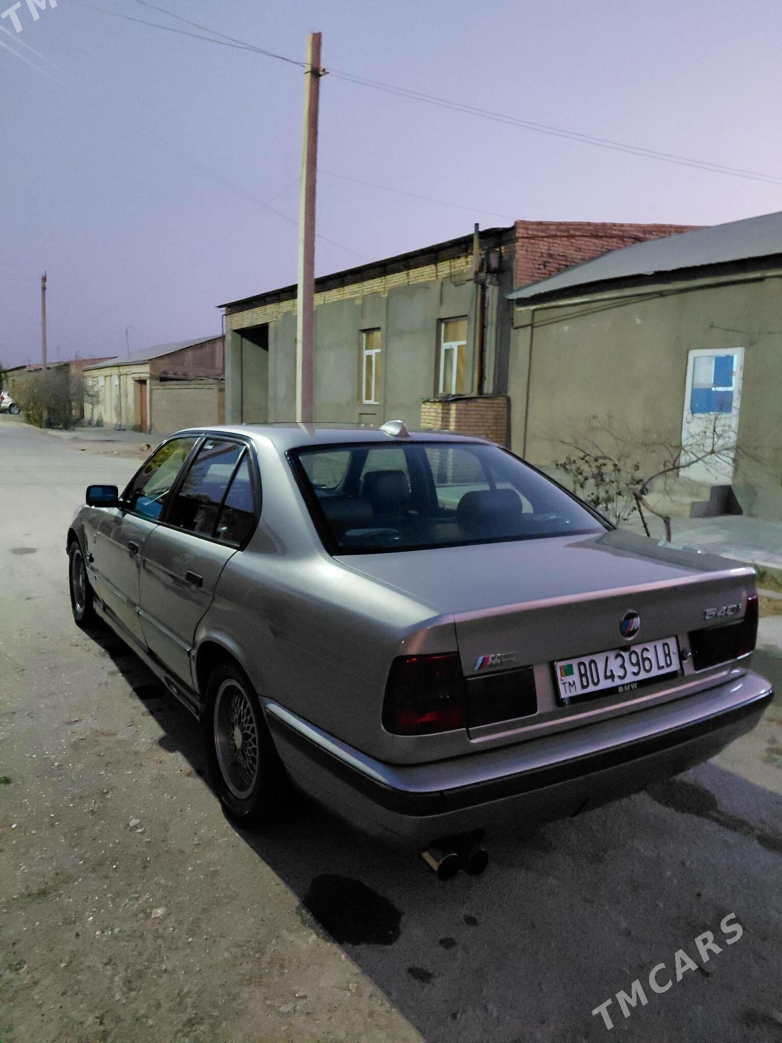 BMW E34 1993 - 85 000 TMT - Türkmenabat - img 3