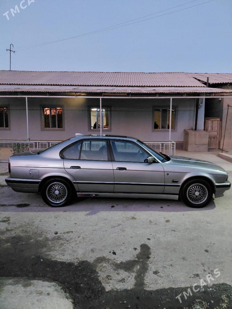 BMW E34 1993 - 85 000 TMT - Türkmenabat - img 5