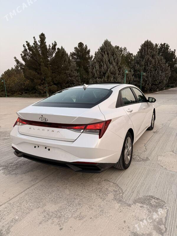 Hyundai Elantra 2021 - 252 000 TMT - Гёкдепе - img 4