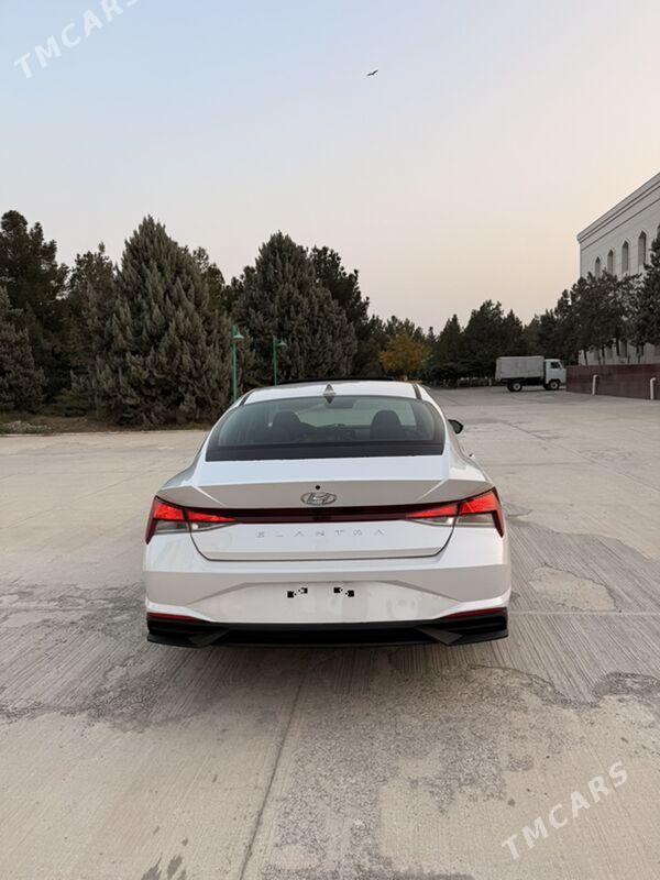 Hyundai Elantra 2021 - 252 000 TMT - Гёкдепе - img 2