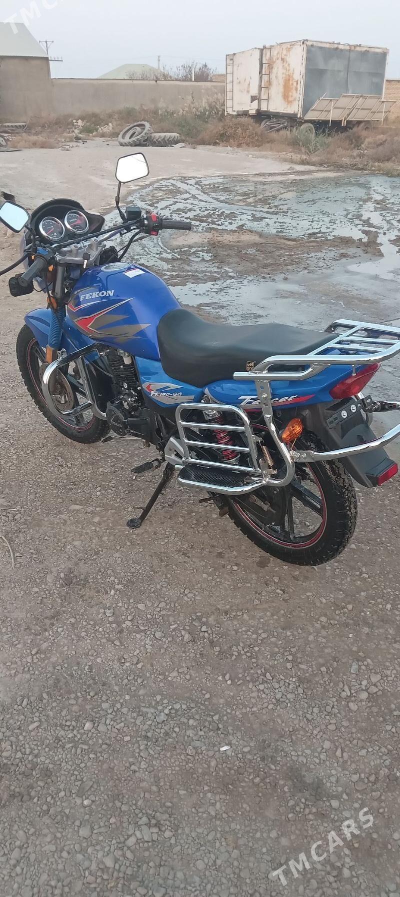 Fekon FK150-8G 2014 - 19 000 TMT - Бахарден - img 4