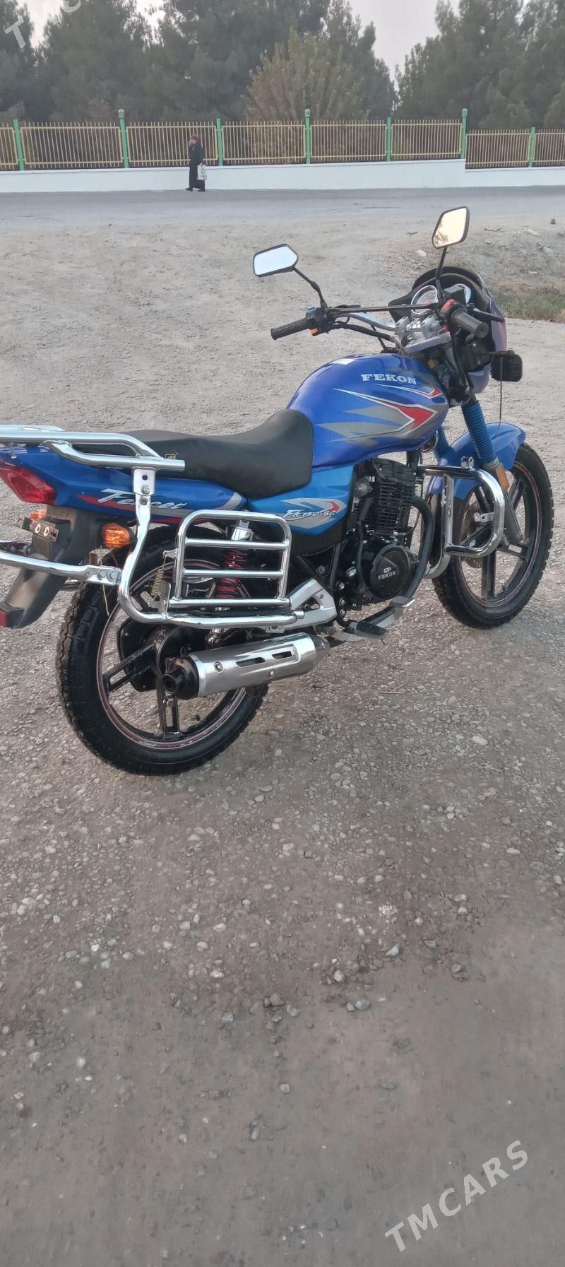 Fekon FK150-8G 2014 - 19 000 TMT - Бахарден - img 3