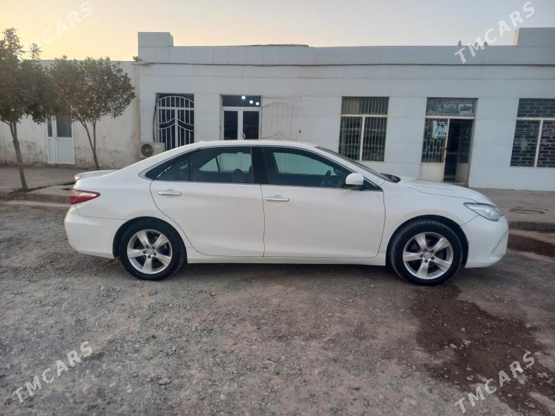Toyota Camry 2016 - 220 000 TMT - Теджен - img 1