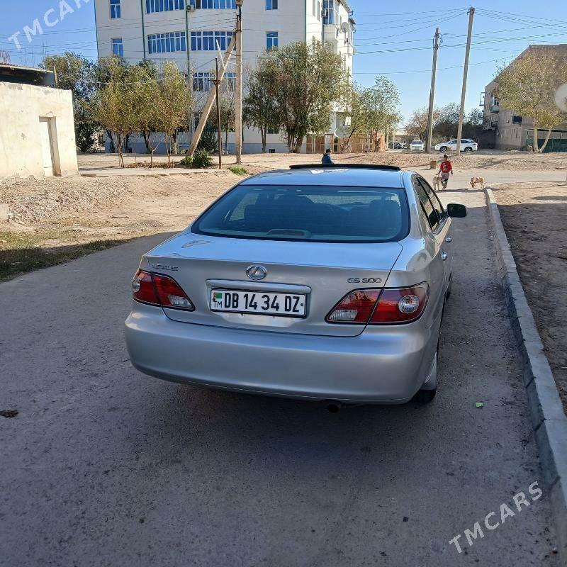 Lexus ES 300 2003 - 215 000 TMT - Дашогуз - img 2