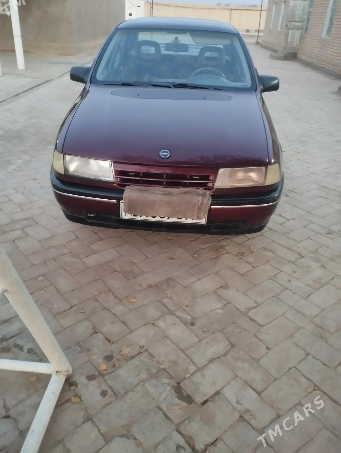 Opel Vectra 1992 - 50 000 TMT - Baýramaly - img 4