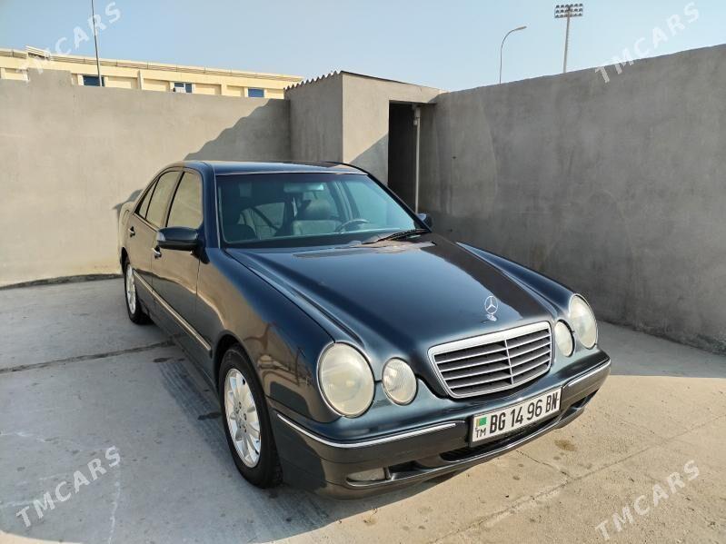 Mercedes-Benz E320 2001 - 120 000 TMT - Gumdag - img 2