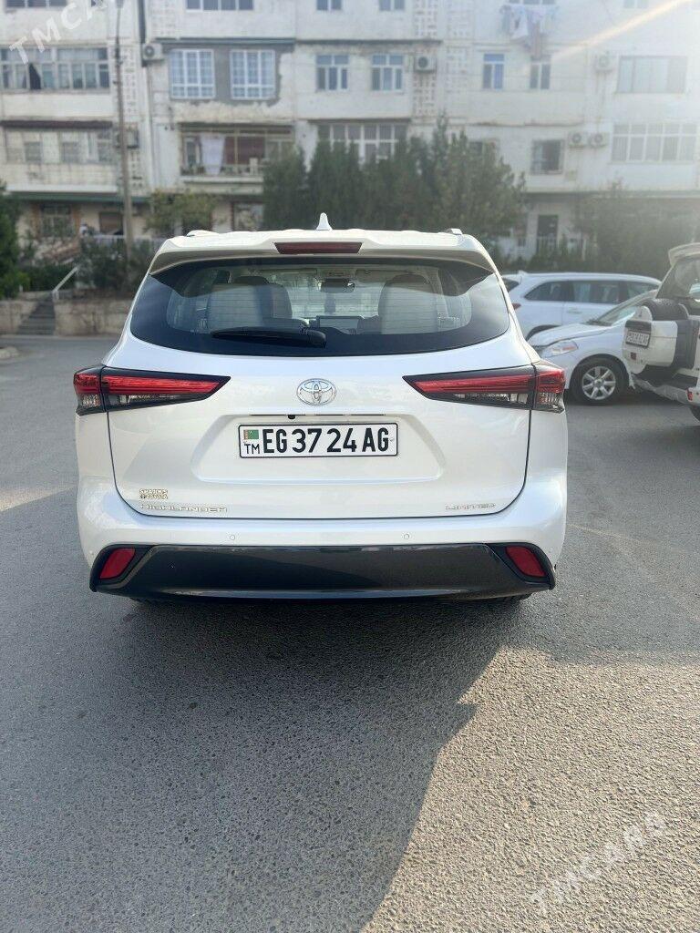 Toyota Highlander 2023 - 670 000 TMT - 11 мкр - img 3