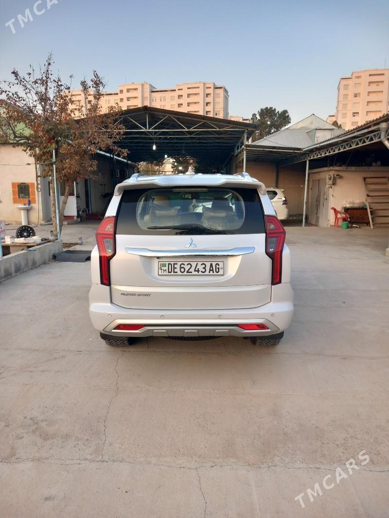 Mitsubishi Pajero 2020 - 435 000 TMT - Aşgabat - img 5