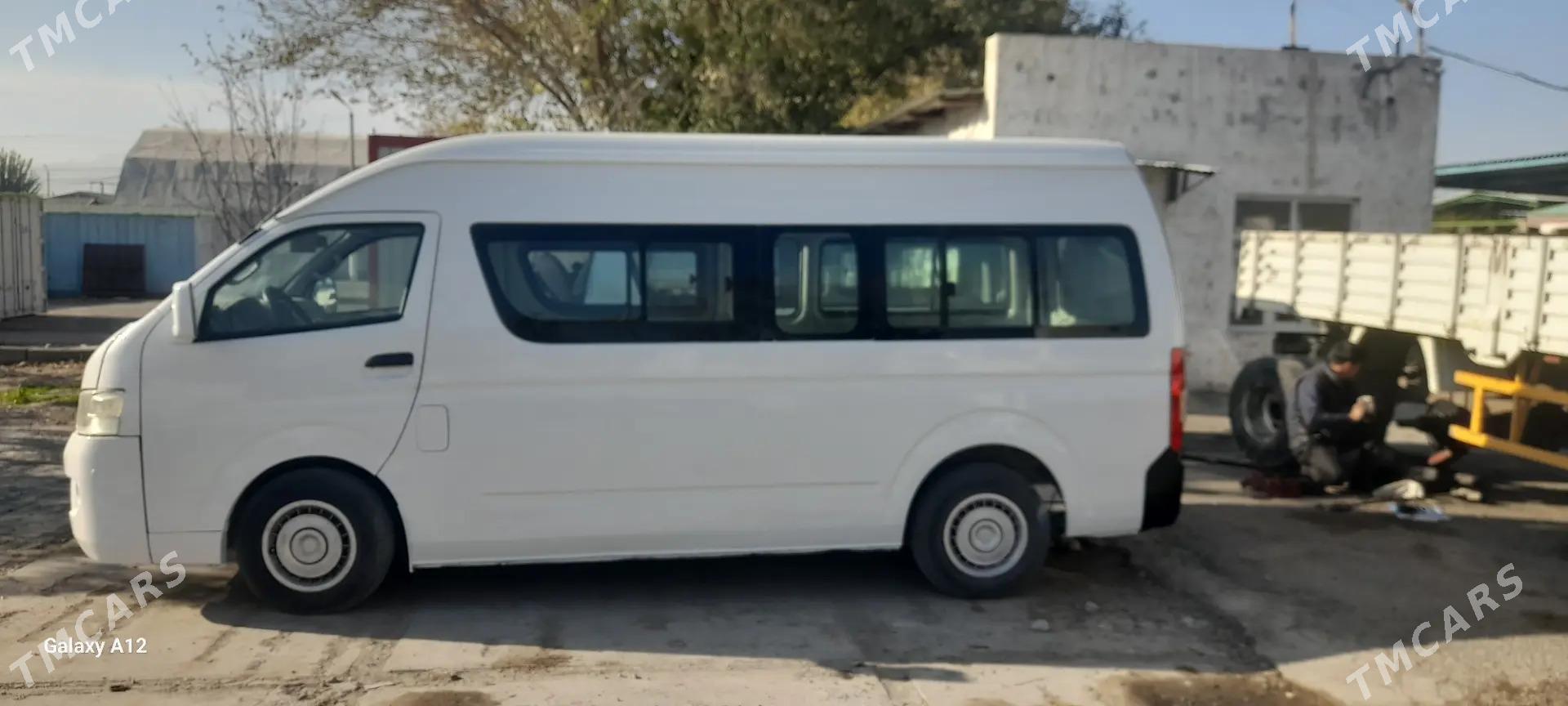 Toyota Hiace 2015 - 130 000 TMT - 30 mkr - img 1