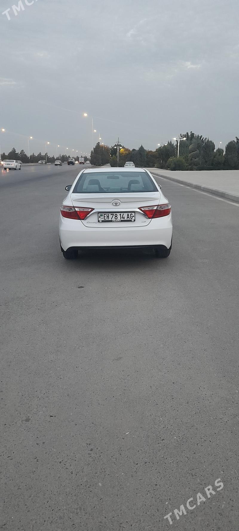 Toyota Camry 2015 - 240 000 TMT - Бузмеин - img 1