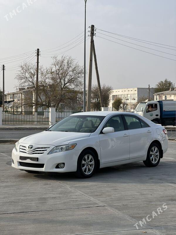 Toyota Camry 2010 - 199 999 TMT - Gyzylarbat - img 1