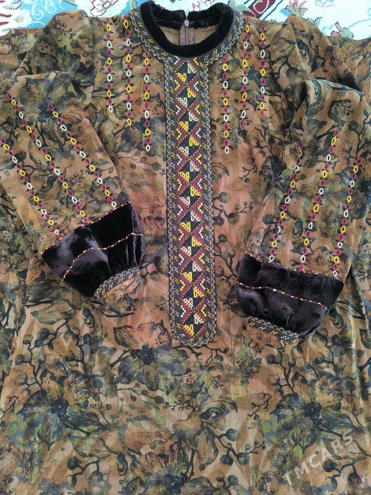 Taýyn gülýüpek - Кëши - img 1