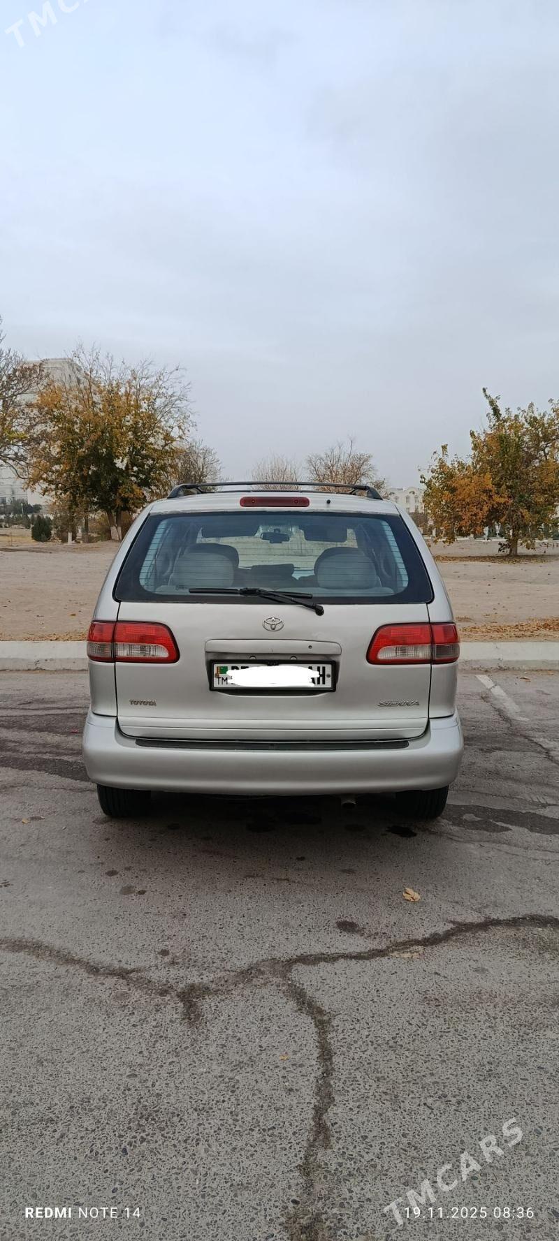 Toyota Sienna 2002 - 140 000 TMT - Бабадайхан - img 5