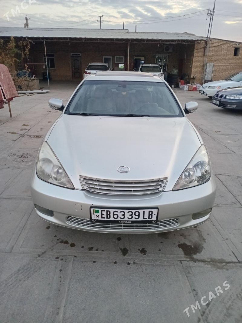 Lexus ES 300 2002 - 175 000 TMT - Фарап - img 2
