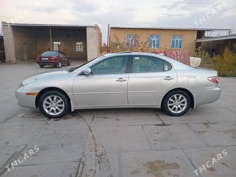Lexus ES 300 2002 - 175 000 TMT - Фарап - img 5