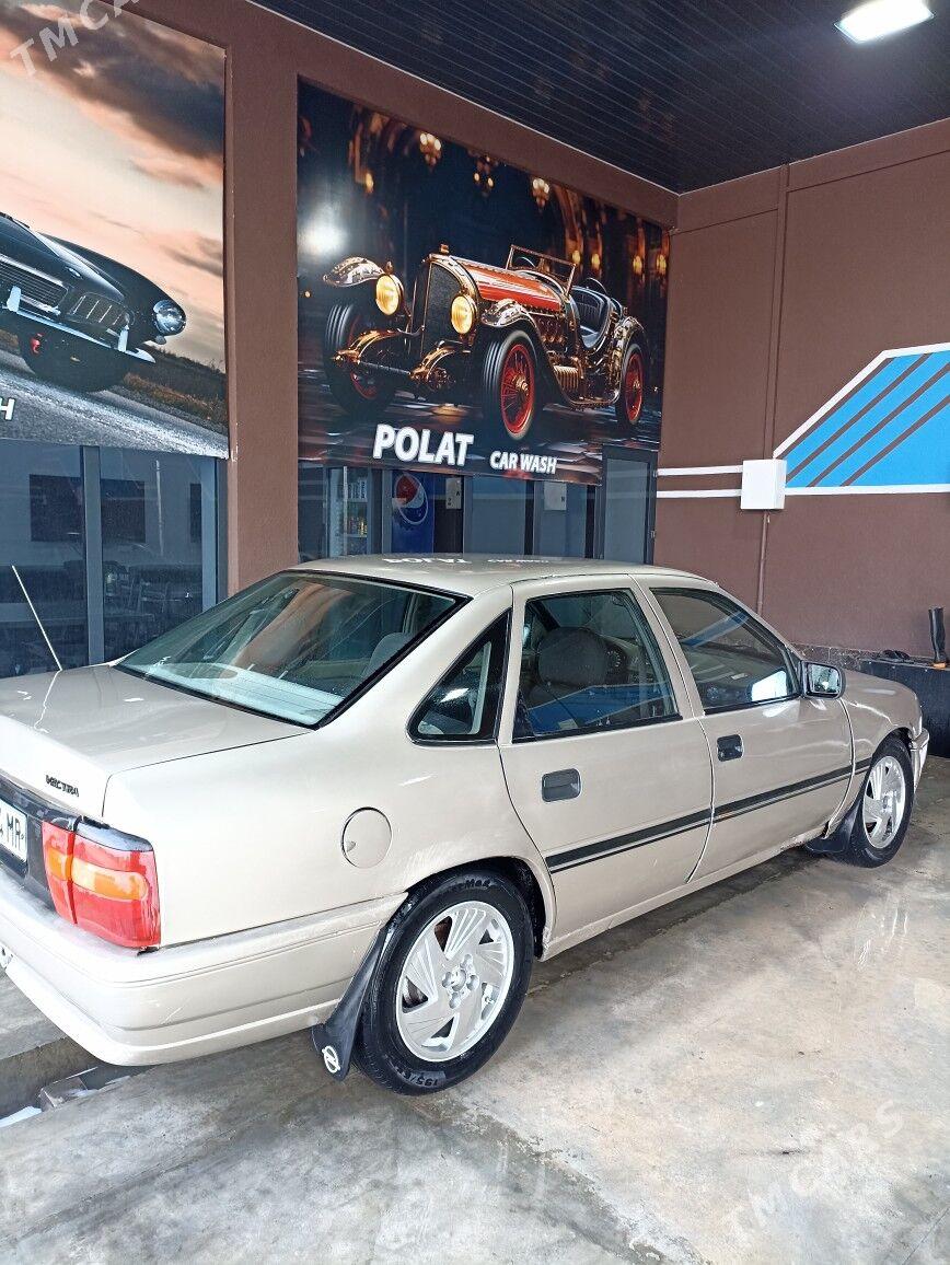Opel Vectra 1989 - 30 000 TMT - Mary - img 1
