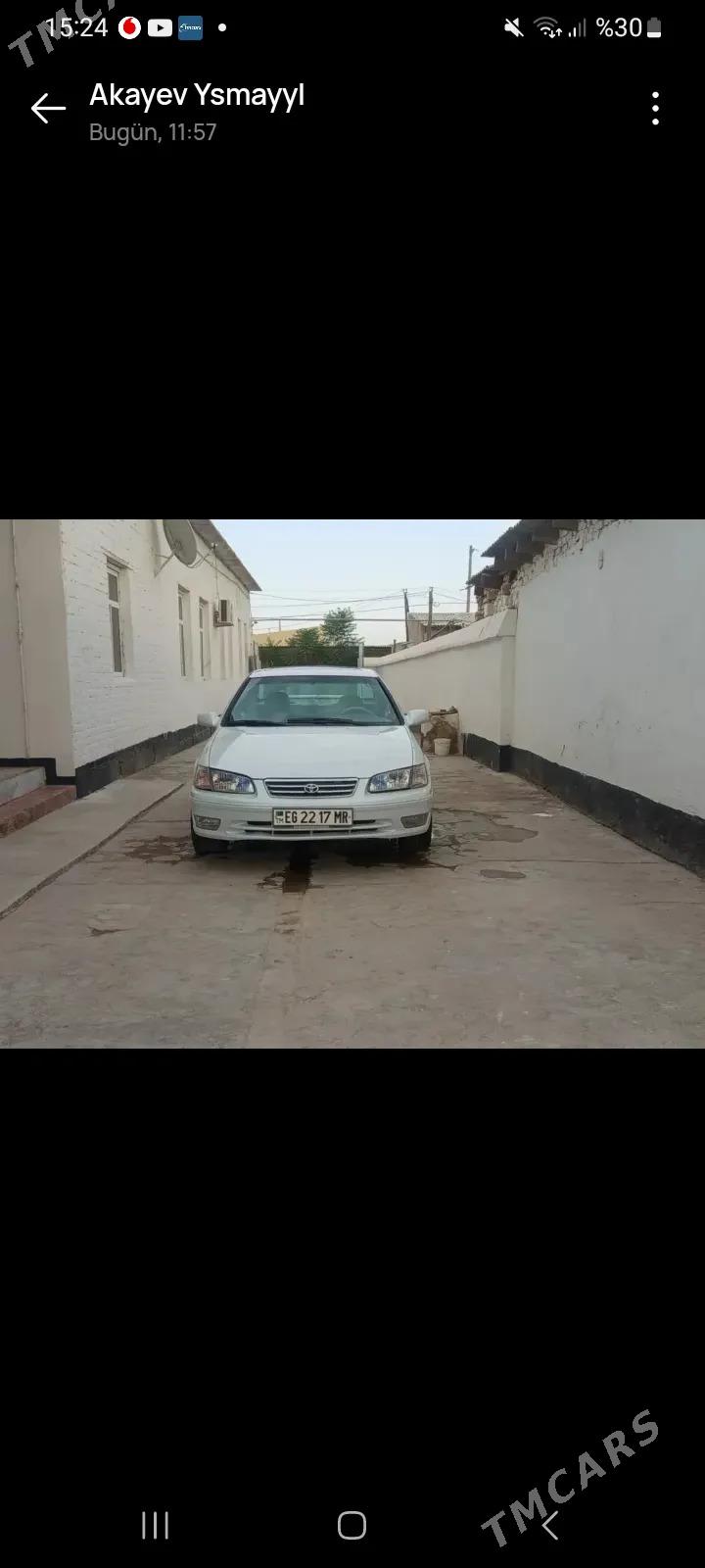 Toyota Camry 1999 - 136 000 TMT - Baýramaly - img 2