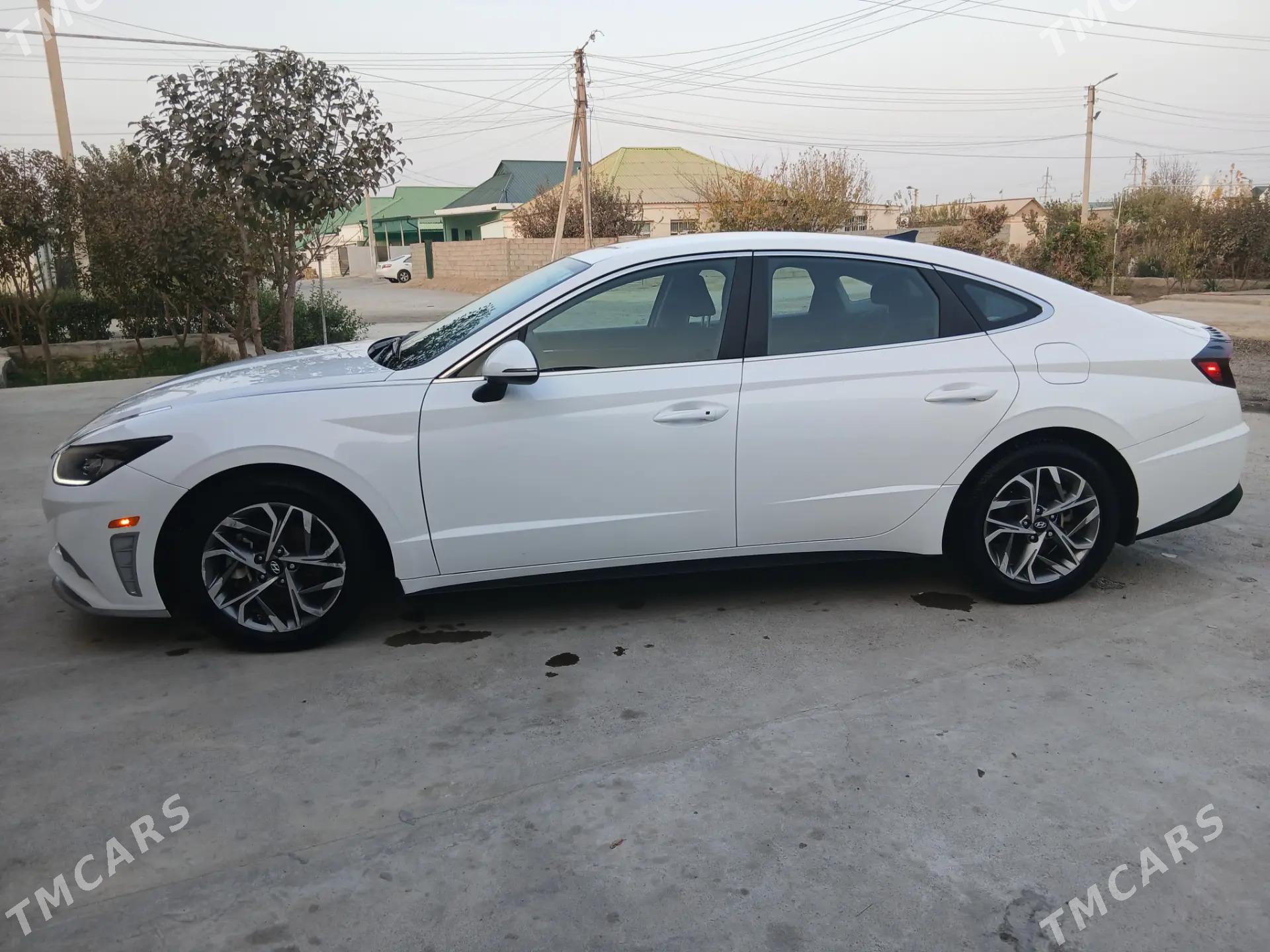 Hyundai Sonata 2022 - 325 000 TMT - Podwoýski köç. (Bitarap Türkmenistan şaýoly) - img 2