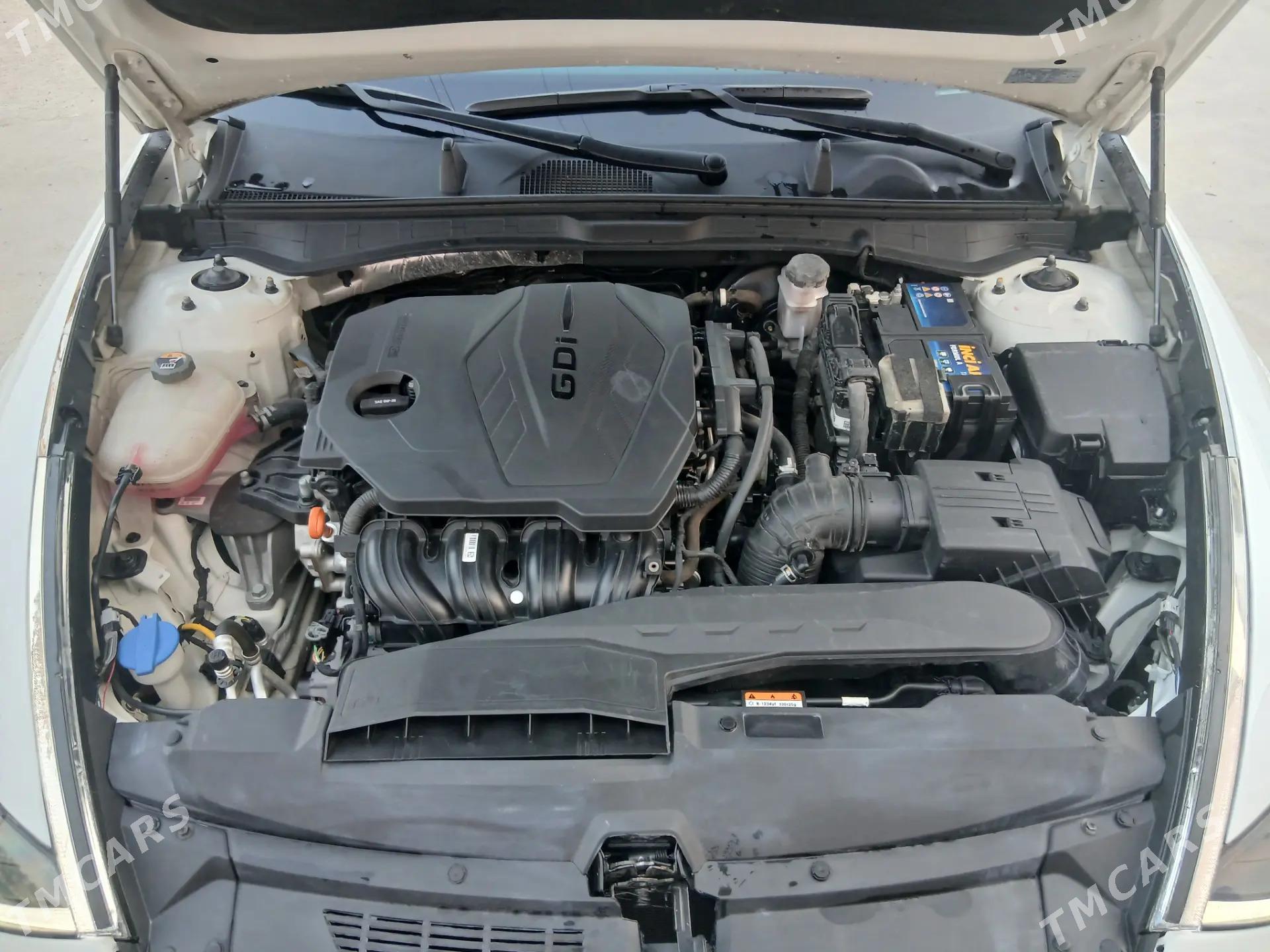 Hyundai Sonata 2022 - 325 000 TMT - Podwoýski köç. (Bitarap Türkmenistan şaýoly) - img 7