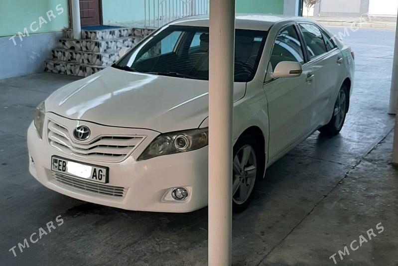 Toyota Camry 2008 - 165 000 TMT - Херрикгала - img 2