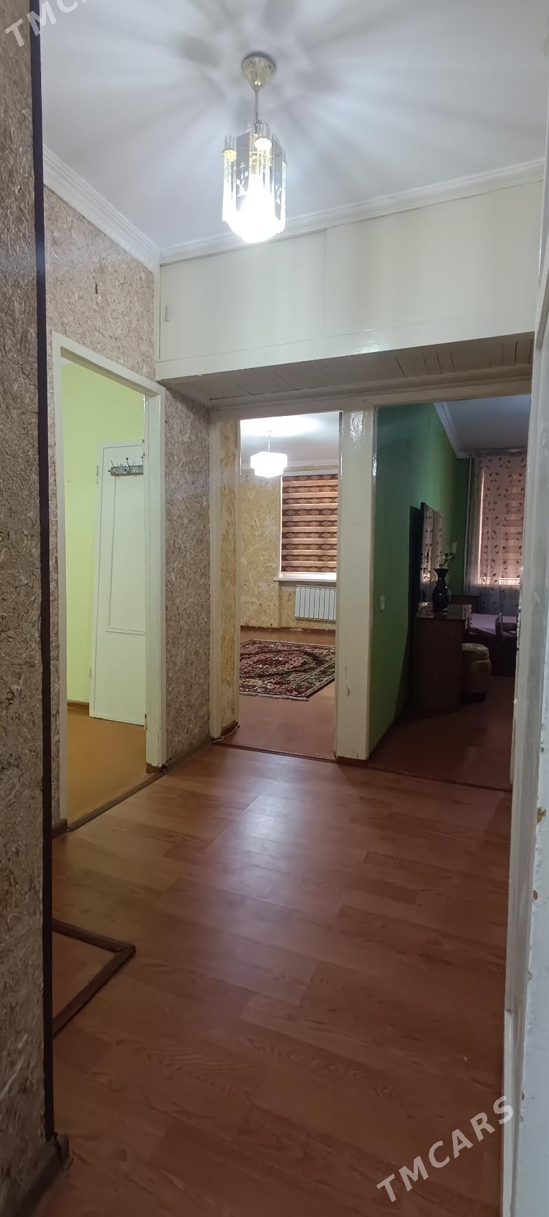 3 мкр 1 этаж + подвал - 3 мкр - img 6