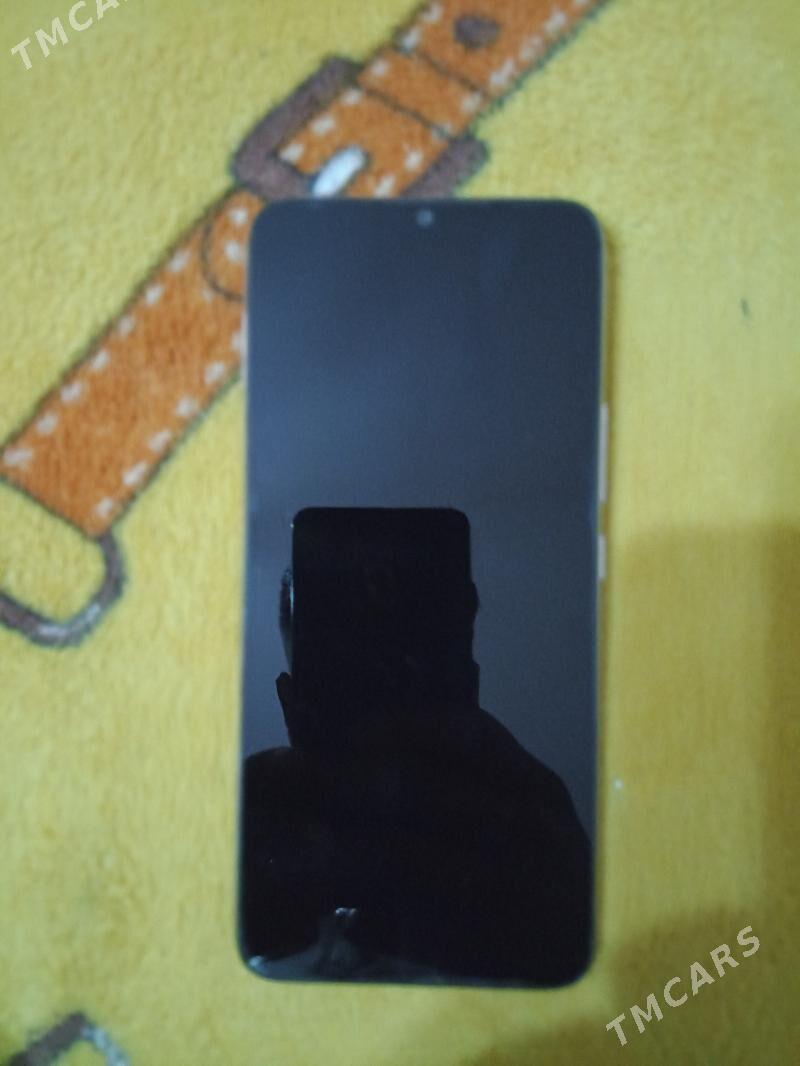 Infiniks Hot 20i - Губадаг - img 1