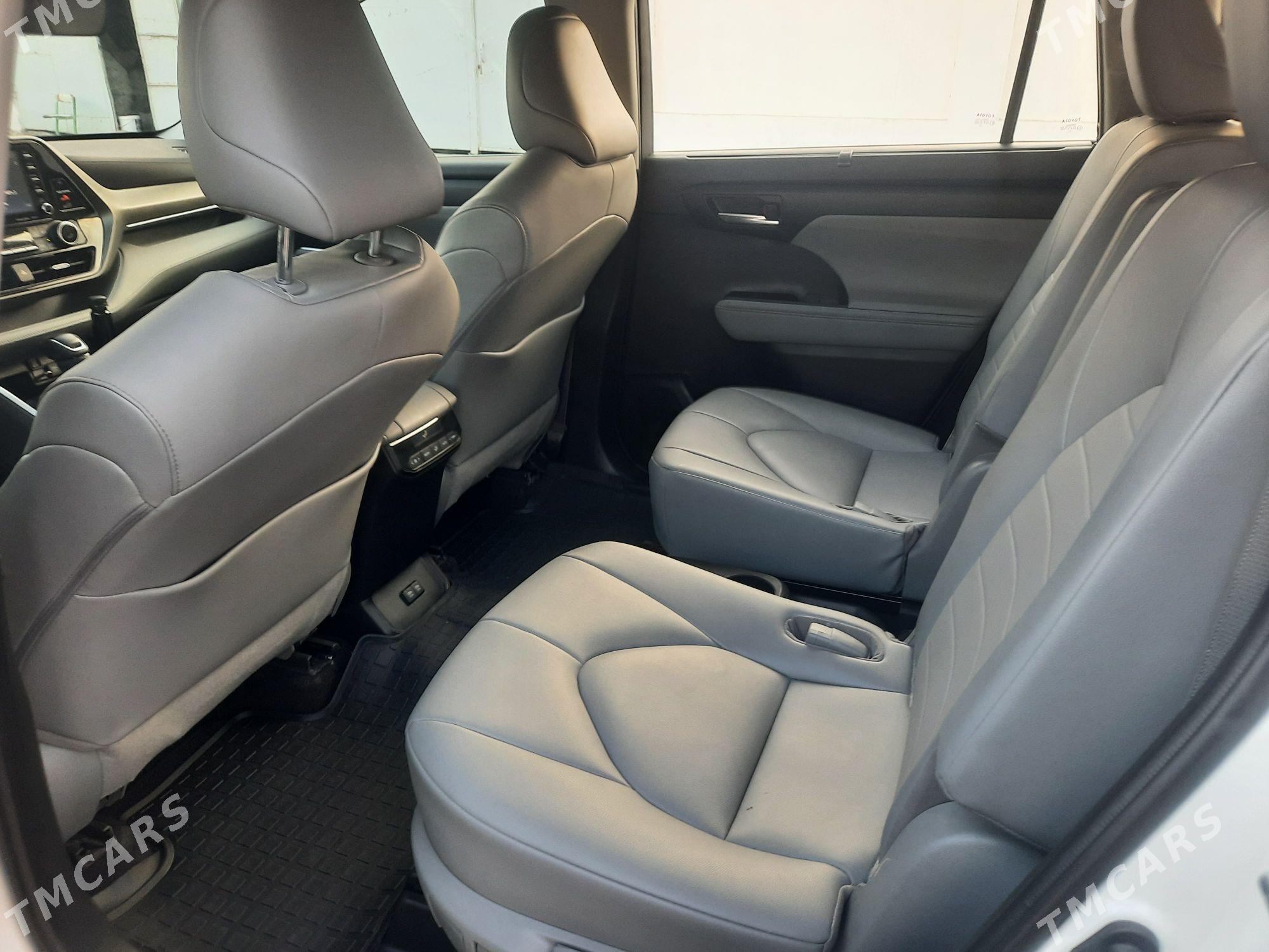 Toyota Highlander 2020 - 600 000 TMT - Туркменабат - img 9