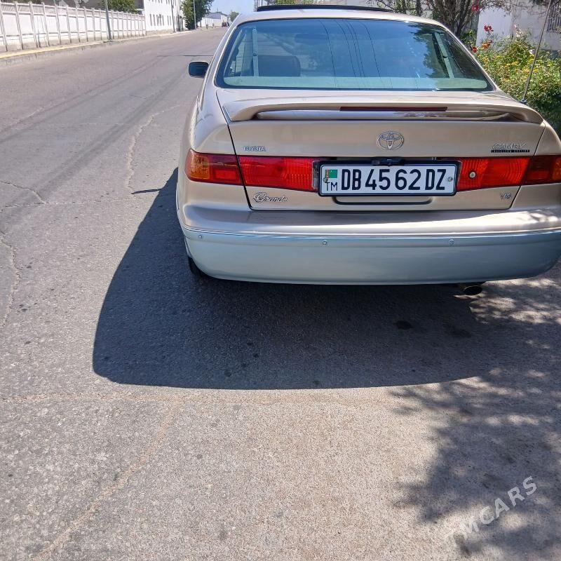 Toyota Camry 2001 - 240 000 TMT - Шабатский этрап - img 4