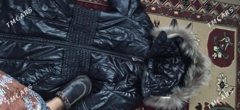 Kurtka aýal gyzlar üçin - Дянев - img 2