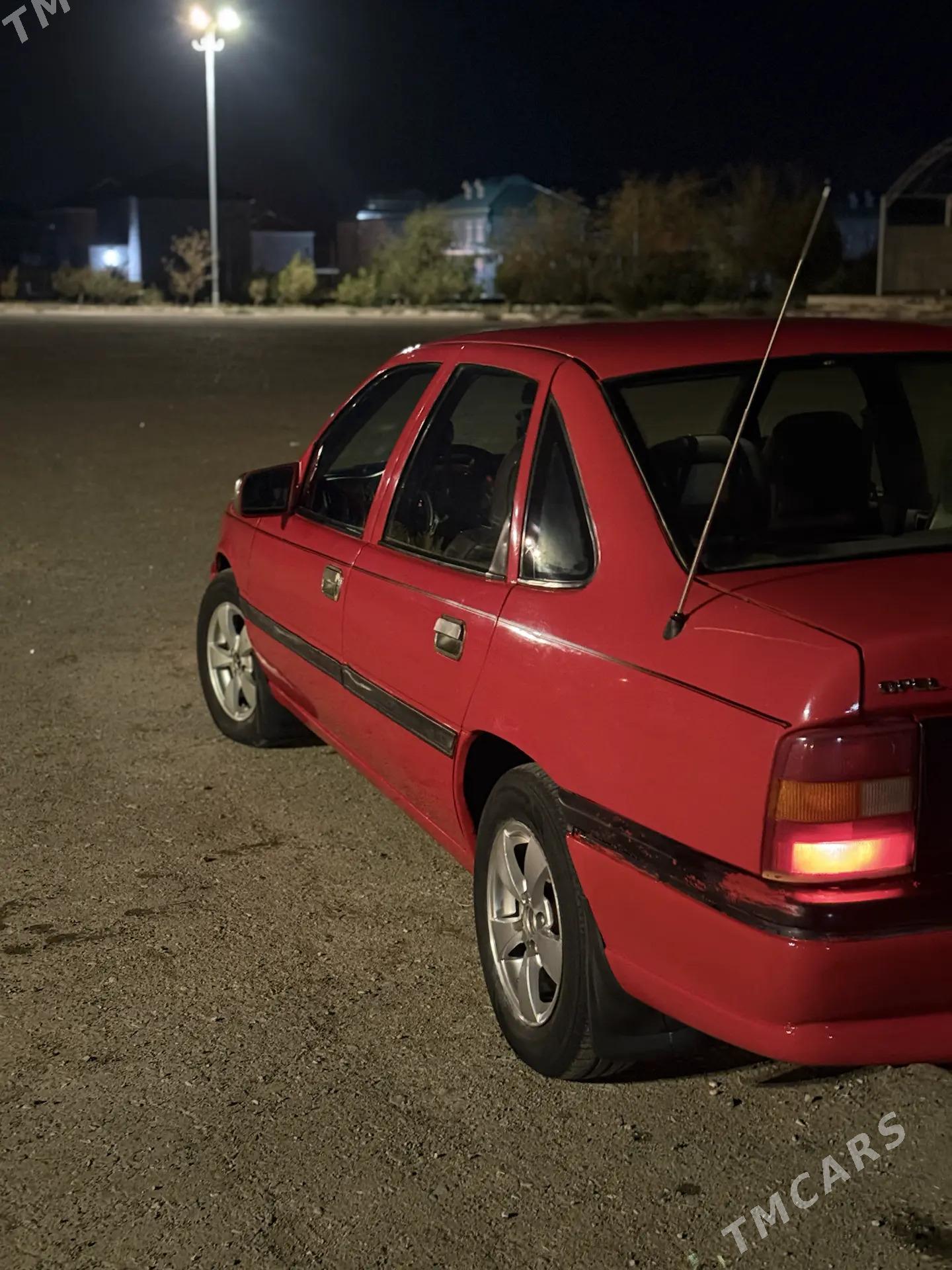 Opel Vectra 1992 - 40 000 TMT - Сейди - img 5