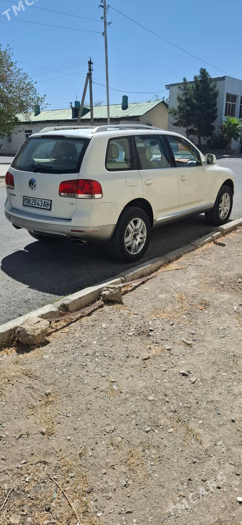 Volkswagen Touareg 2005 - 120 000 TMT - Бузмеин ГРЭС - img 1