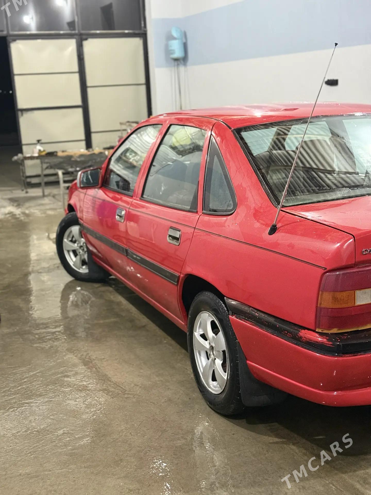 Opel Vectra 1992 - 40 000 TMT - Сейди - img 6