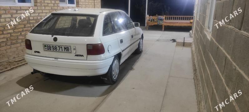 Opel Astra 1991 - 35 000 TMT - Мары - img 2