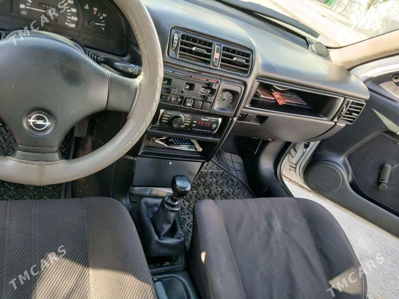 Opel Vectra 1992 - 30 000 TMT - Aşgabat - img 9