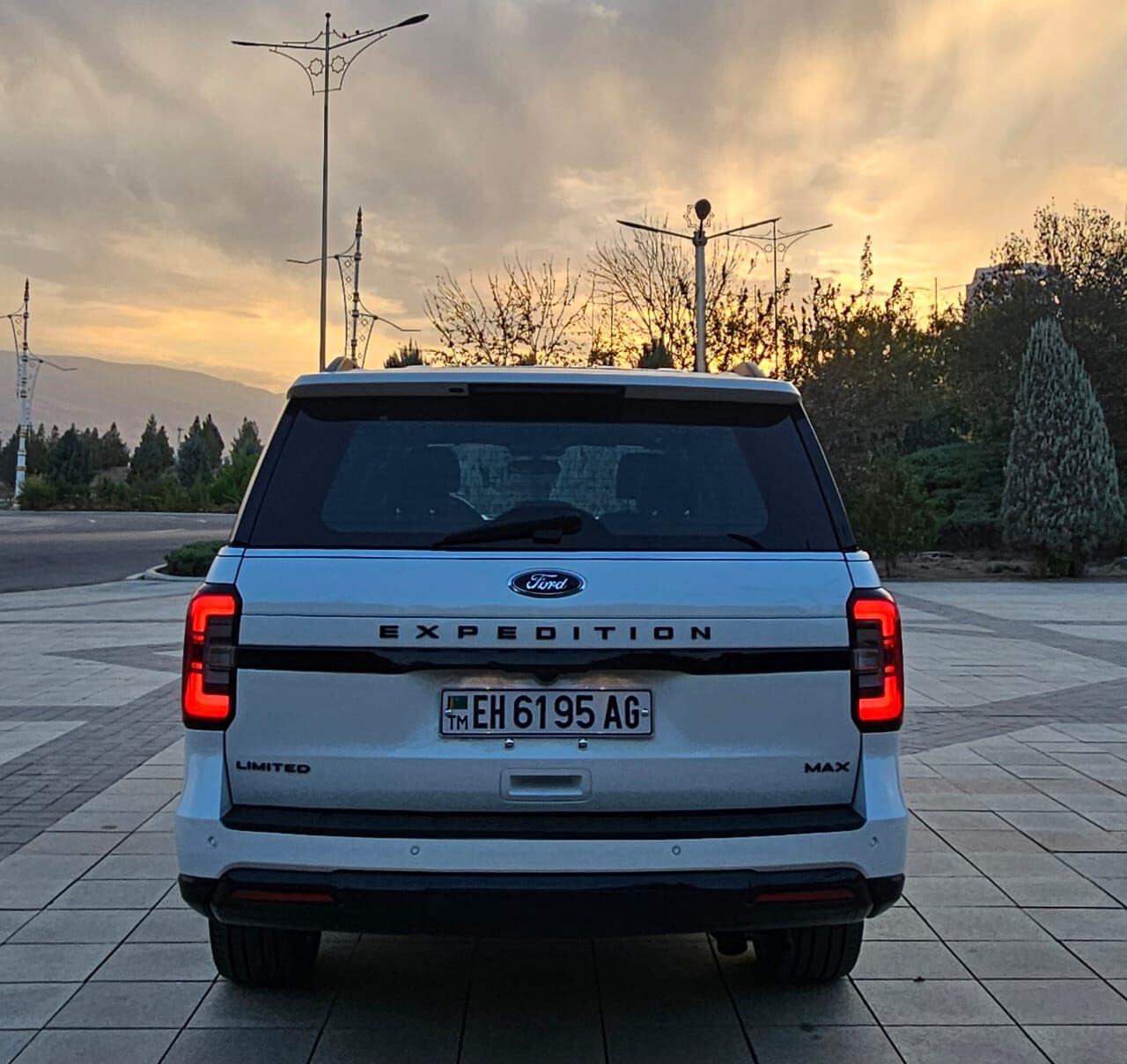Ford Expedition 2022 - 935 000 TMT - Aşgabat - img 3
