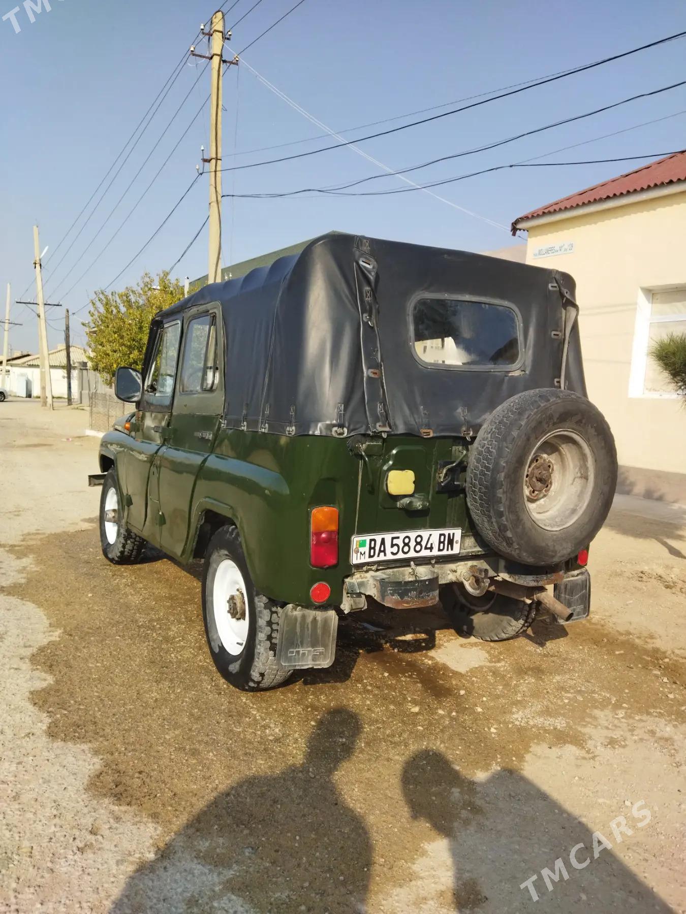 UAZ 469 1980 - 17 000 TMT - Balkanabat - img 9