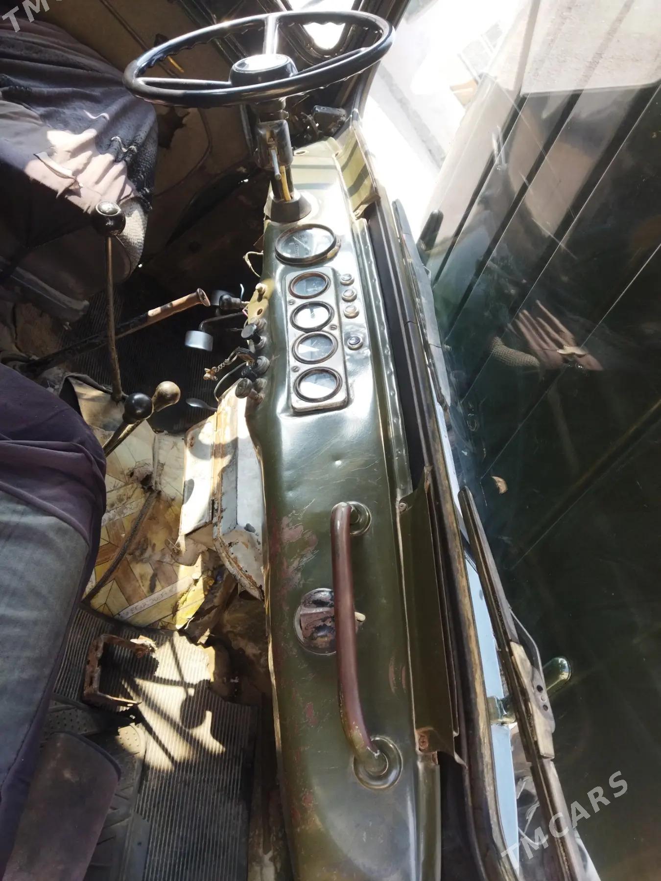 UAZ 469 1980 - 17 000 TMT - Balkanabat - img 6