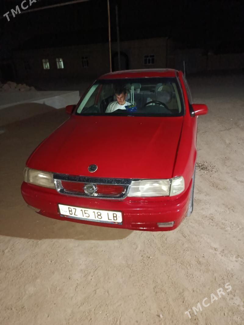 Opel Vectra 1990 - 30 000 TMT - Darganata - img 2