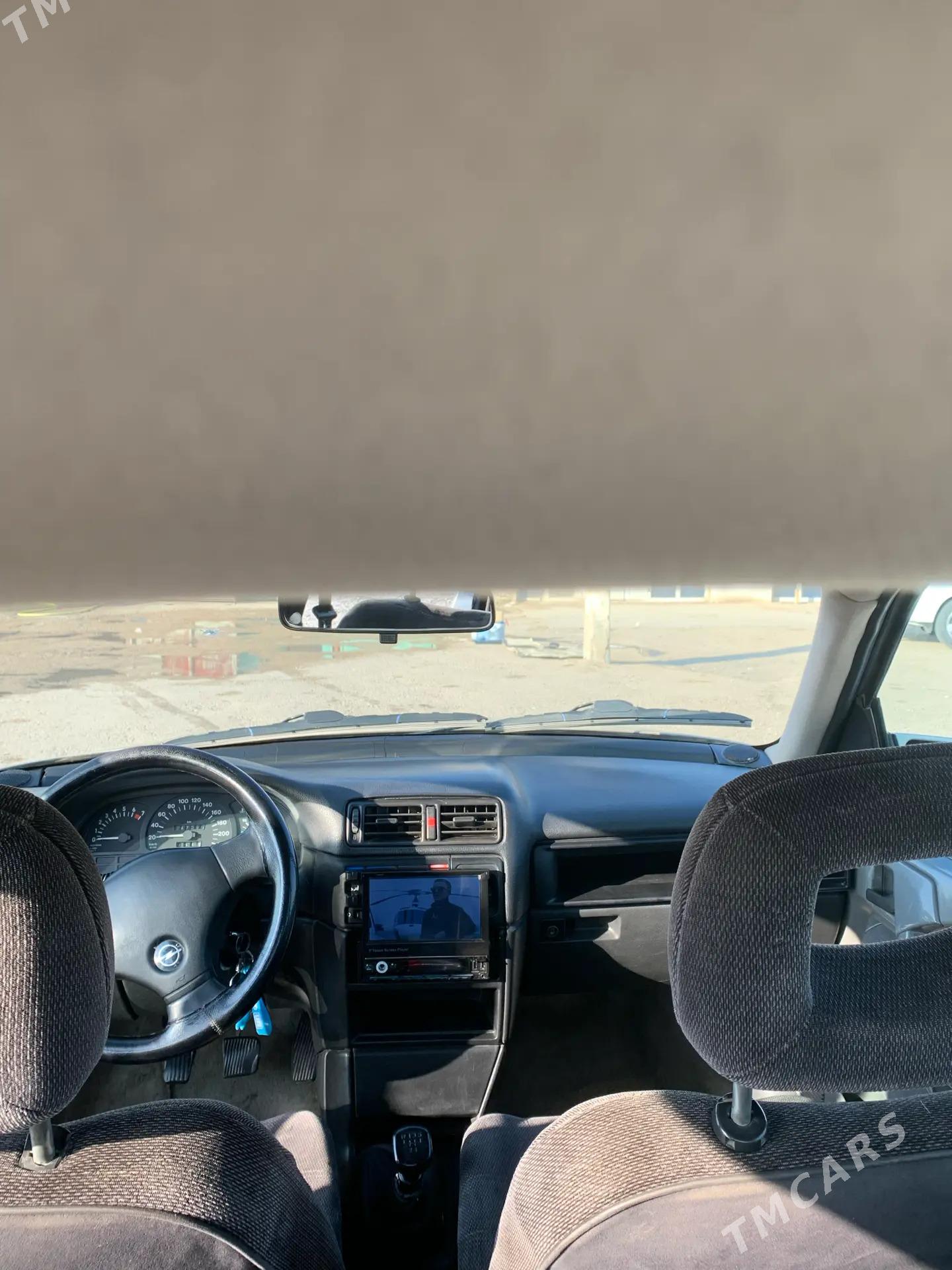 Opel Vectra 1992 - 40 000 TMT - Jebel - img 6