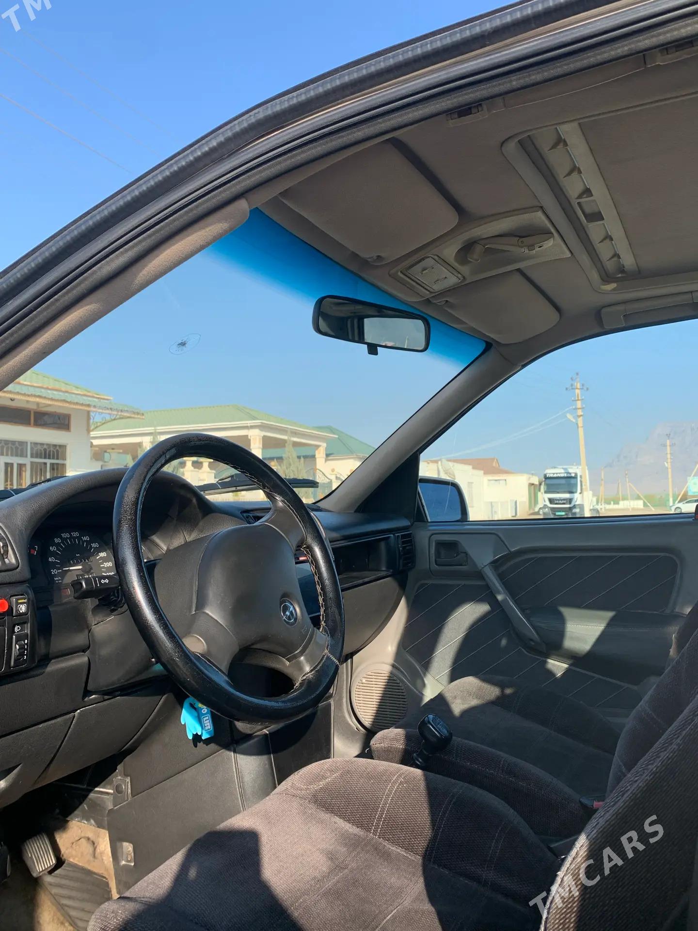 Opel Vectra 1992 - 40 000 TMT - Jebel - img 5