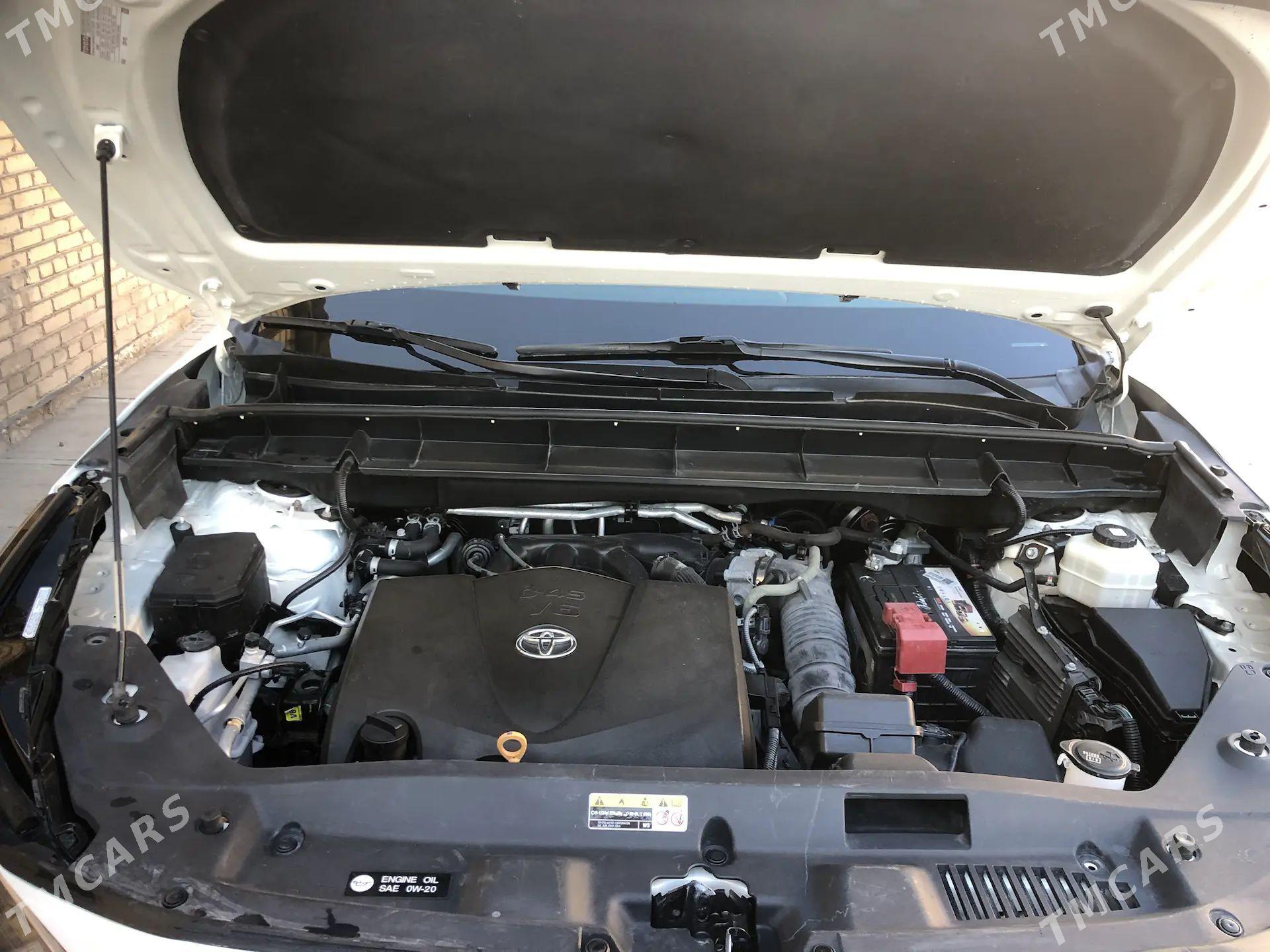 Toyota Highlander 2021 - 580 000 TMT - Дянев - img 2